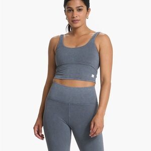 Vuori Washed Daily Crop Charcoal Gray Small